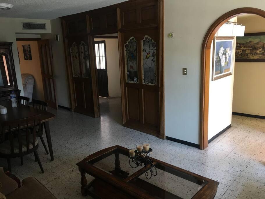 Casa Muy Comoda En Excelente Lugar Hermosillo Extérieur photo